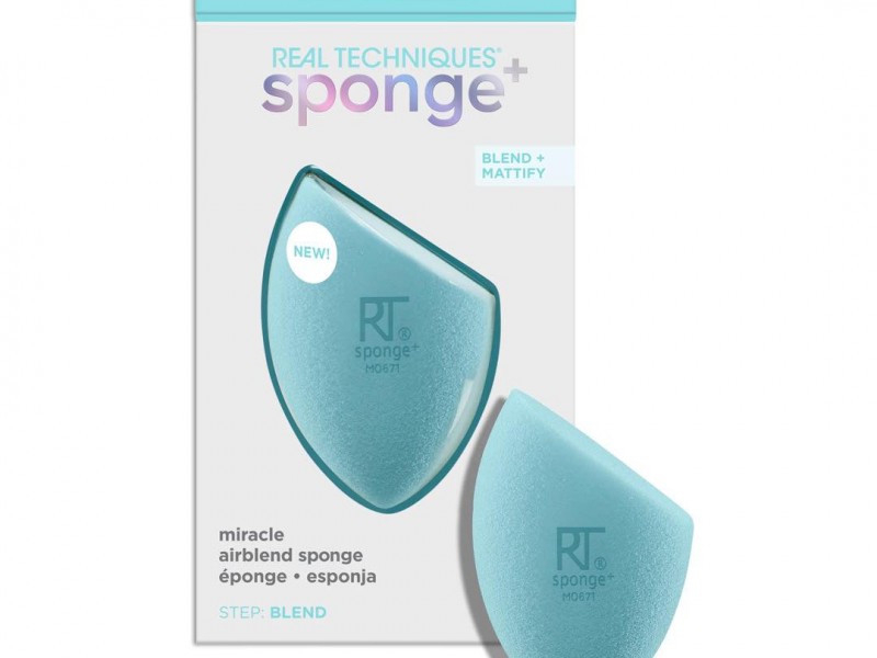 Mút Trang Điểm Real Techniques Miracle Airblend Sponge (Màu Xanh)